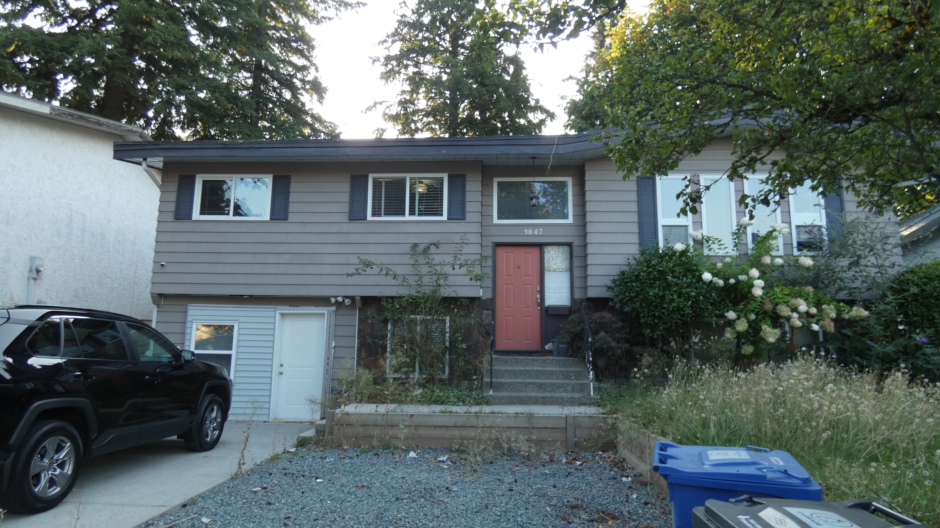 3847 Lindsay Street
